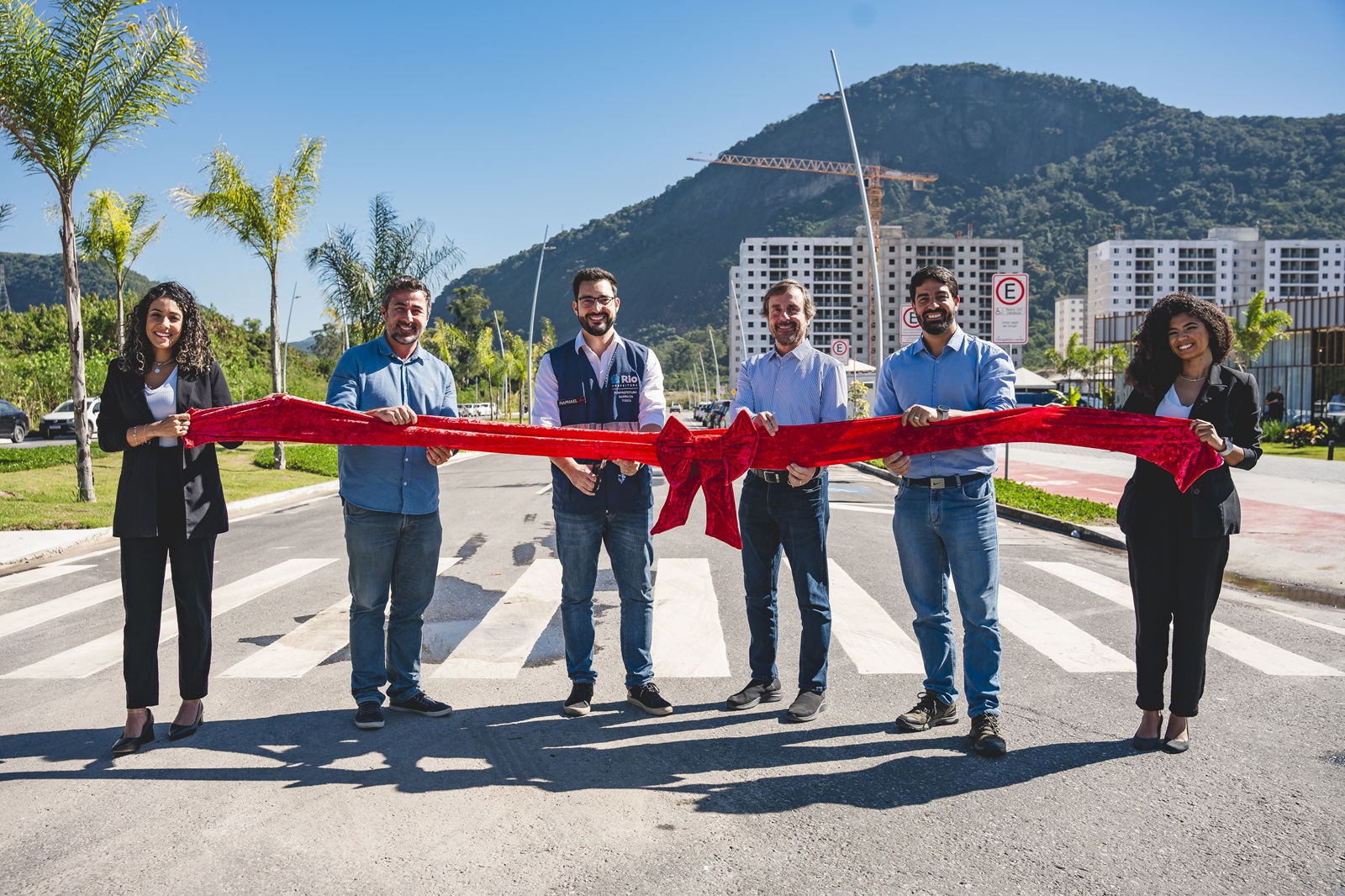 Habitação e Mobilidade Urbana: Prefeitura inaugura Boulevard que liga a estrada dos Bandeirantes com a avenida Salvador Allende