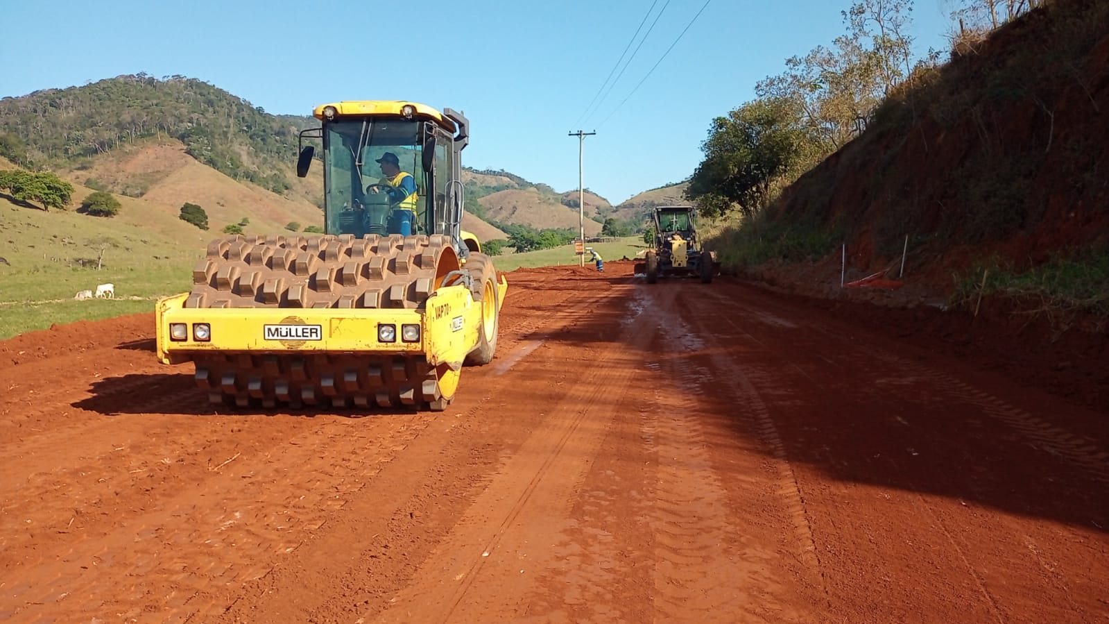 Desenvolvimento no interior : DER-RJ avança nas obras de implantação de rodovia entre Casimiro de Abreu e Macaé