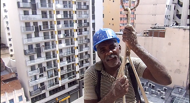 O perigo das quedas nos canteiros de obras