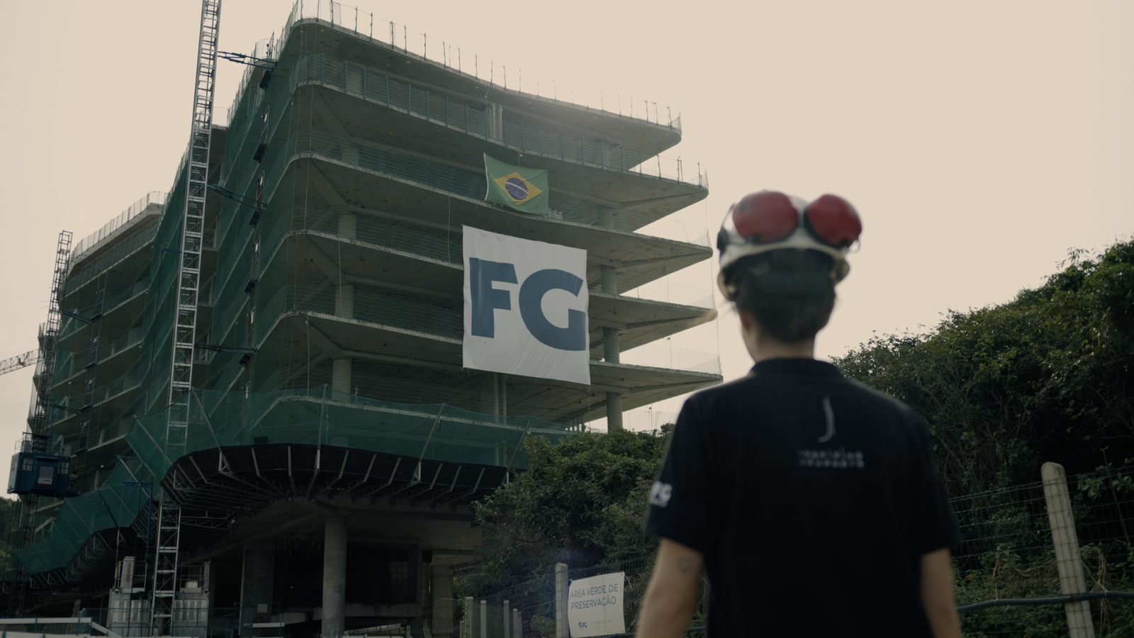 Oportunidade na construção civil: FG anuncia a abertura de cinquenta vagas para contratação imediata