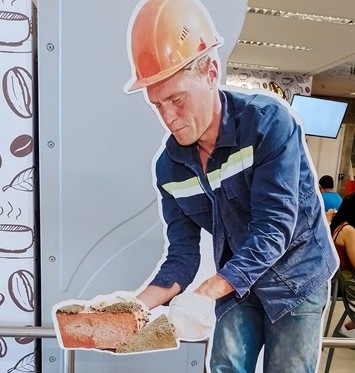 Mão de obra na construção: Obramax divulga calendário de cursos gratuitos de agosto para profissionais da construção civil do Rio de Janeiro