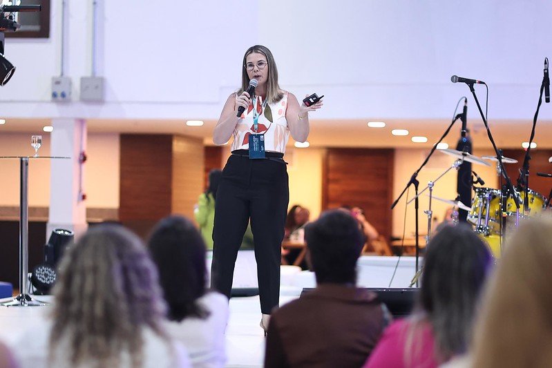 “BIM é mais que tecnologia, é estratégia de futuro”, destaca analista do SEBRAE Nacional em painel sobre a estratégia da inovação